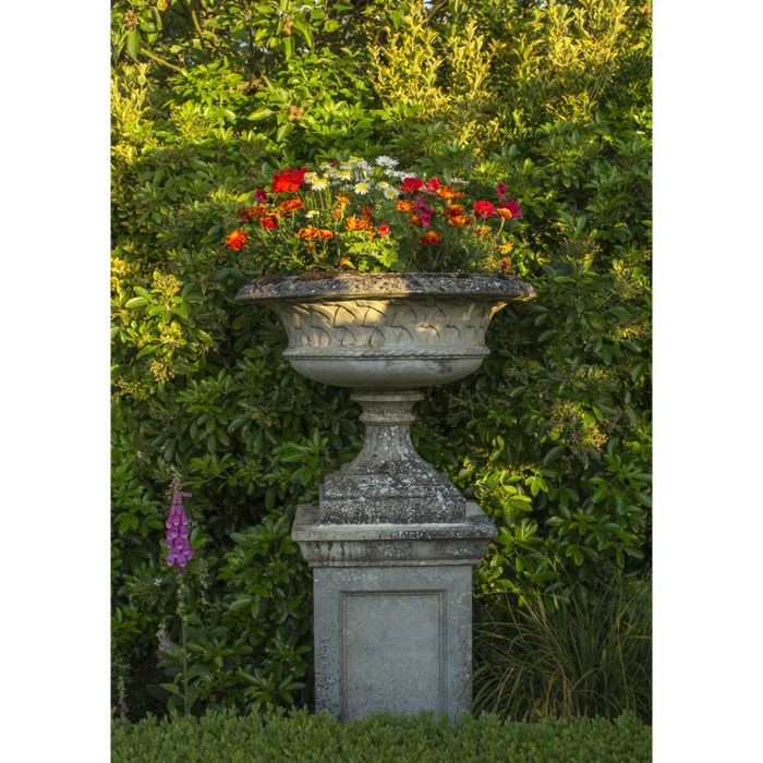 Haddonstone - Eastwell Urn - A260