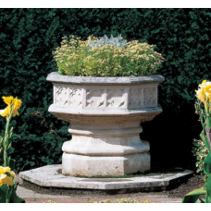 Haddonstone - Gothic Jardiniere - A340